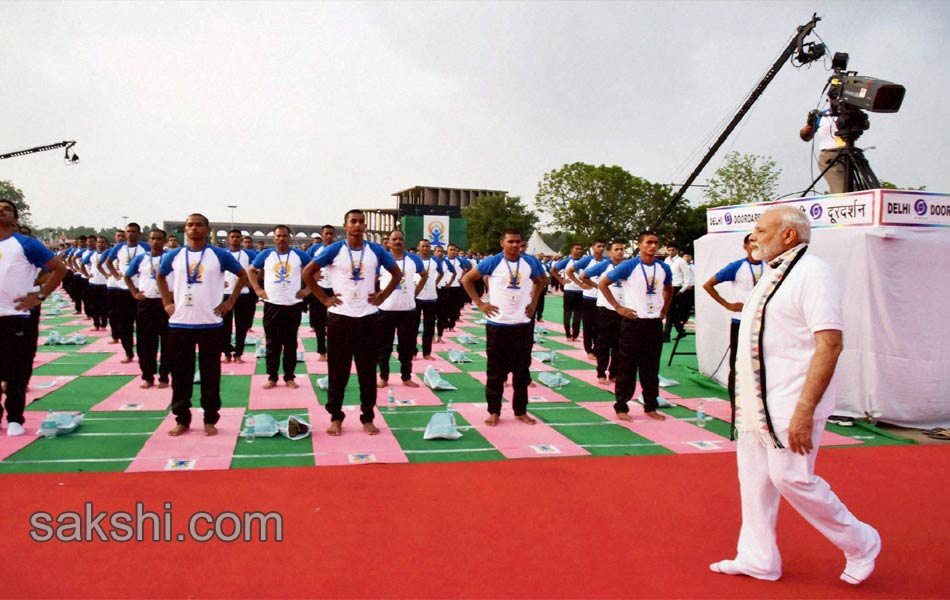 International Yoga Day 2016 - Sakshi9