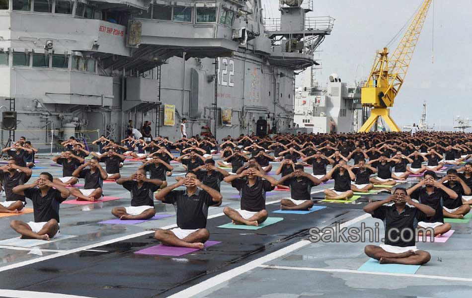 International Yoga Day 2016 - Sakshi12