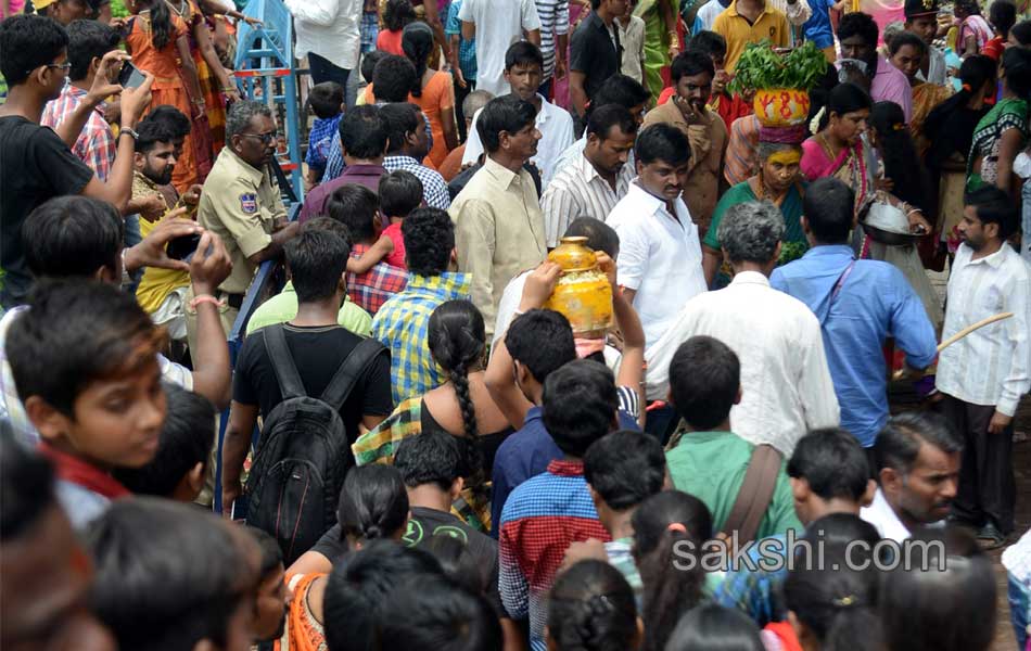 golgonda bonalu2