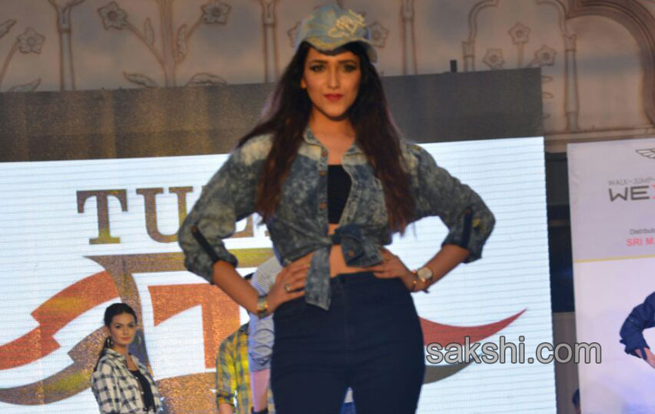 fashion designing - Sakshi8