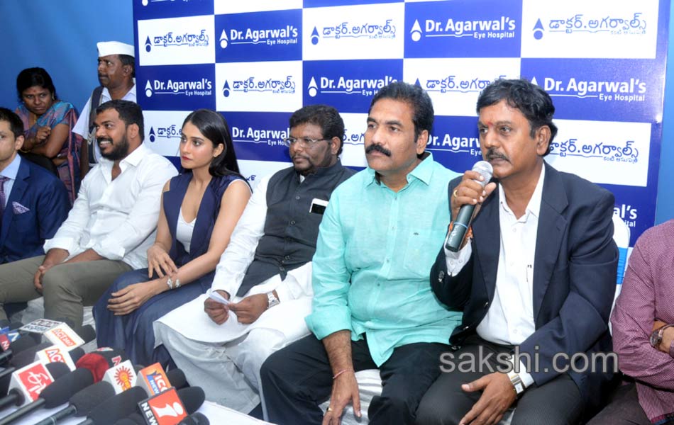 regina cassandra in nellore - Sakshi14
