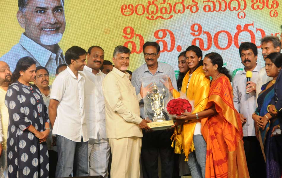 grand welcome for sindhu13