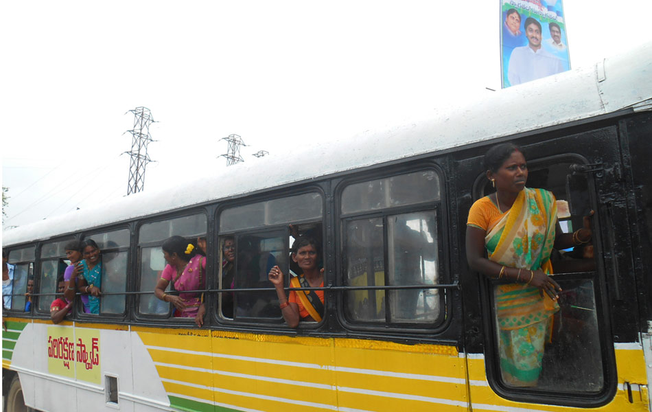 YS Jagan tour in Satthenapalli - Sakshi3