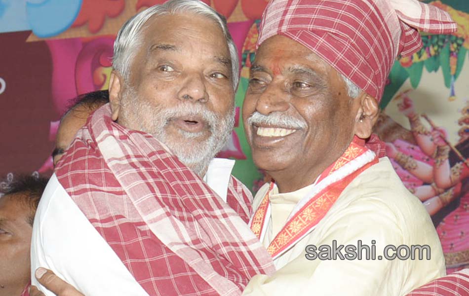 bjp union minister dathatreya celebration alai bhalai in exibition grounds - Sakshi4
