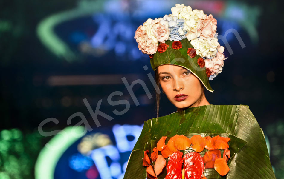 organic fashion show in columbia2