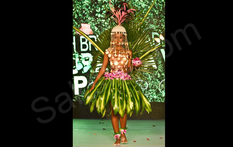 organic fashion show in columbia13