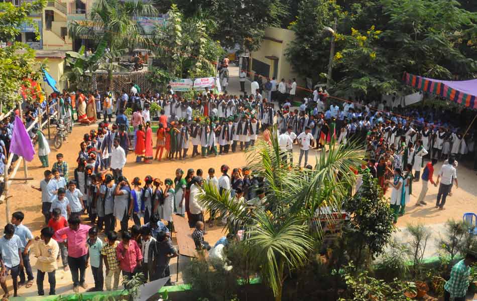 Science fair in tenali8