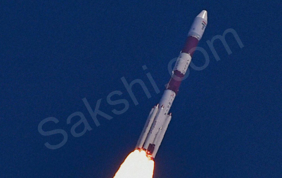 PSLV C36 lifts off from Satish Dhawan Space Center in Sriharikota3