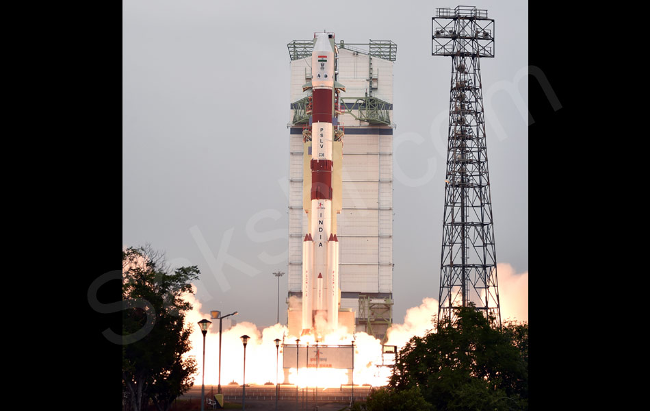 PSLV C36 lifts off from Satish Dhawan Space Center in Sriharikota7