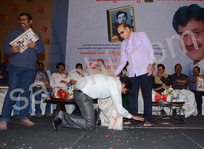 Devudulanti Manishi Book Launch3