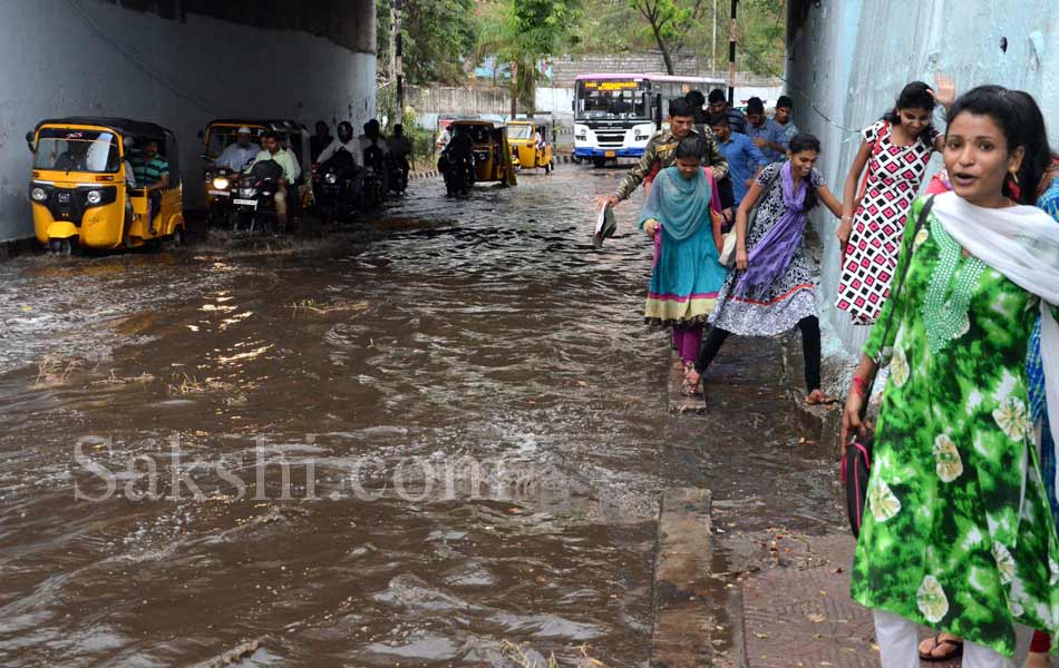 heavy rain in kothagudem5