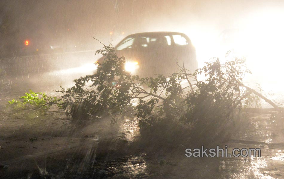 heavy rain in hyderbad city7