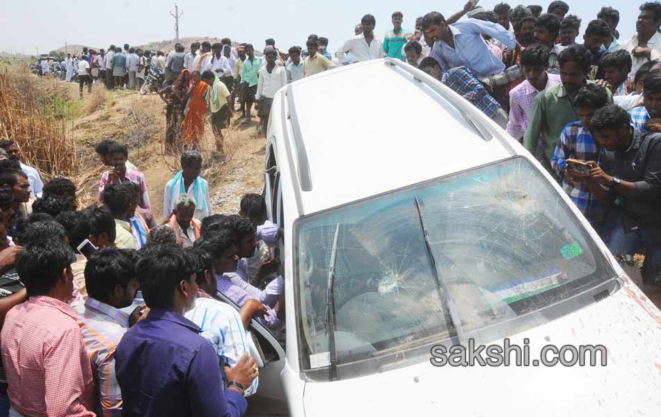ysrcp leader cherukulapti narayana reddy murdered - Sakshi31