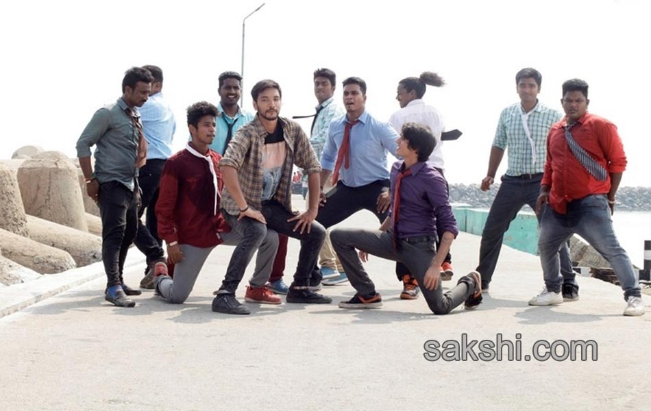 Ivan Thanthiran Movie Stills10