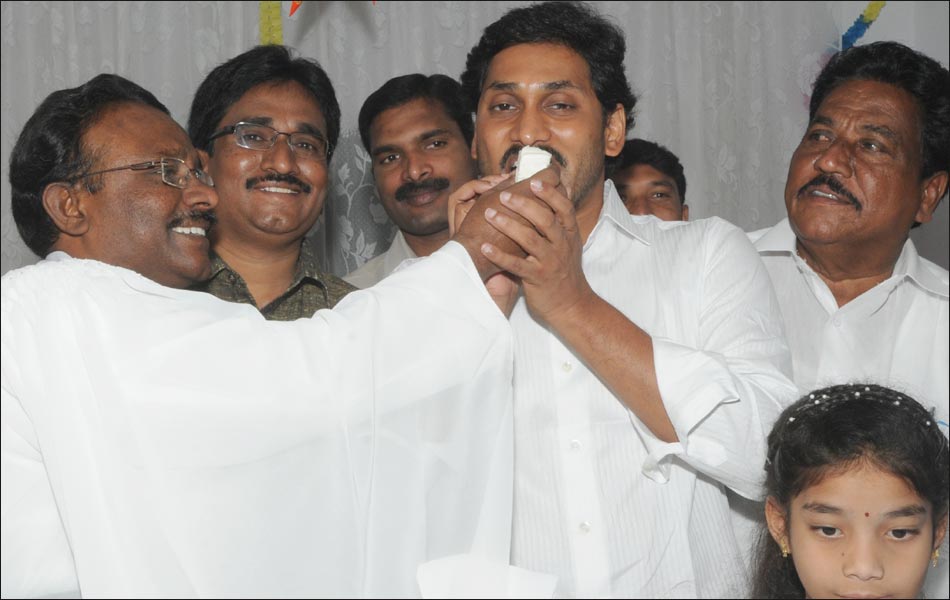 Jagan Mohan Reddy Christmas celebrations4