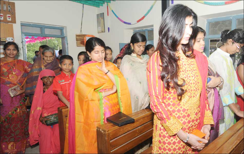 Jagan Mohan Reddy Christmas celebrations10