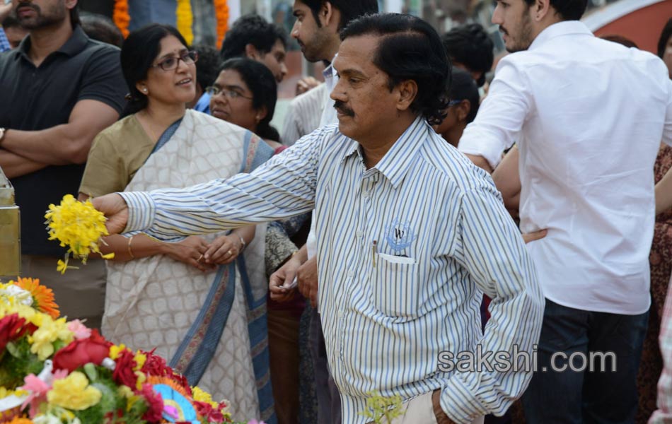 celebreties broke into tears with akkineni nageswara rao death - Sakshi21