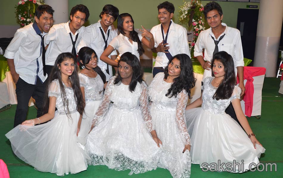 Farewell Party in Saint Marys College - Sakshi4