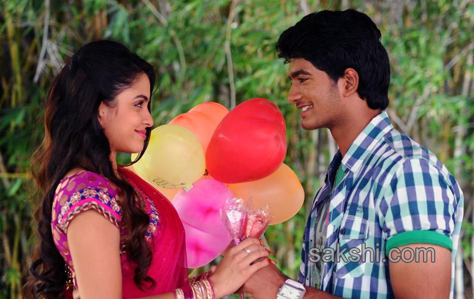Nuvve Naa Bangaram movie stills3