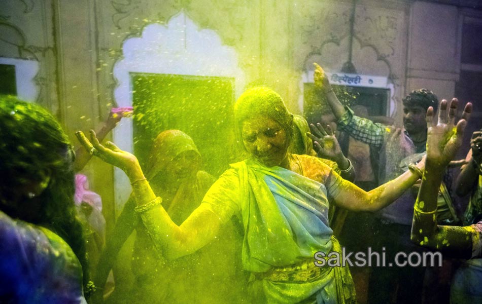 Holi Celebrations Overall Country13