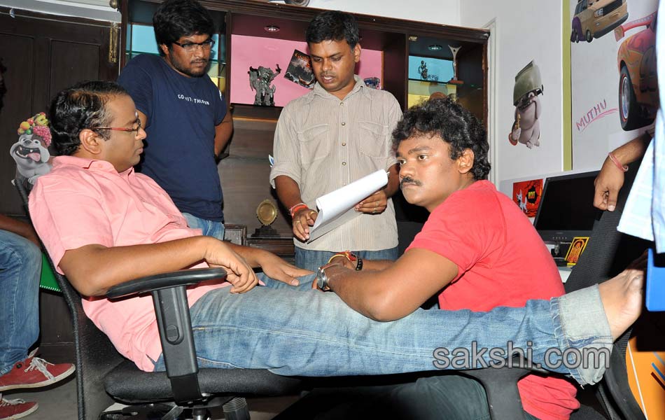 Tholiprema Katha Movie Working Stills - Sakshi11