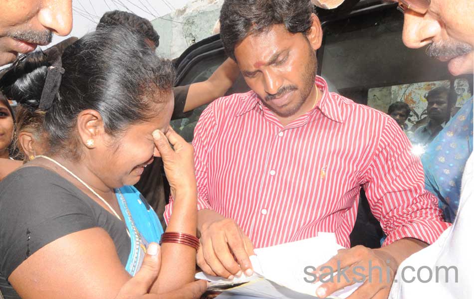 Jagan road show in Tekkali - Sakshi10