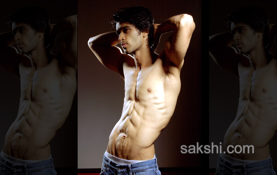 Life is Beautiful Abhijeet Six Pack6