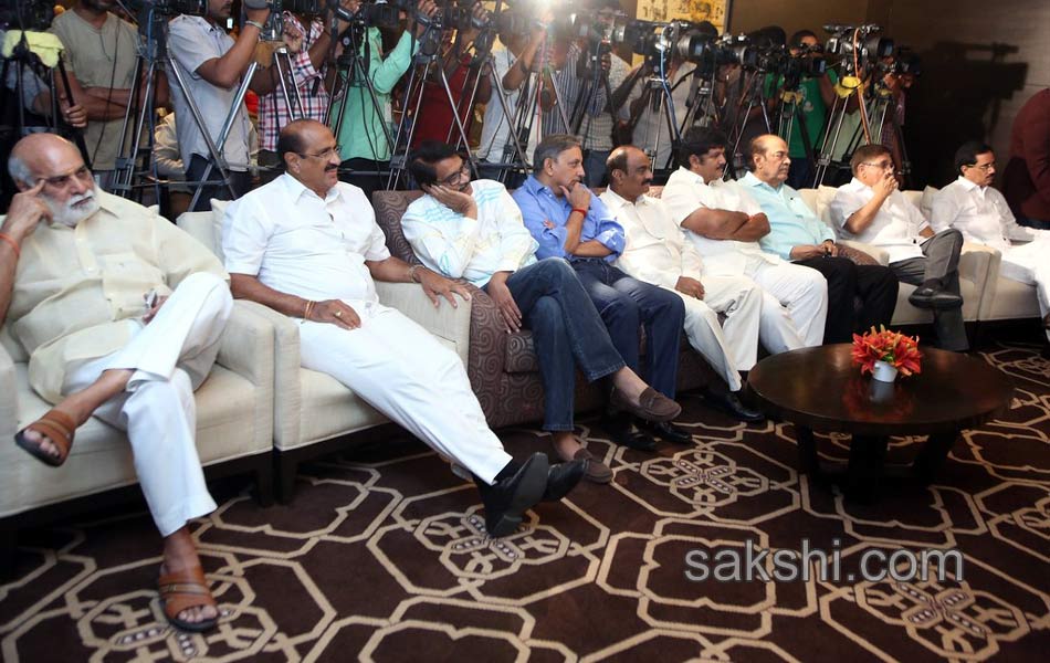 Los Angeles talkies logo launch5