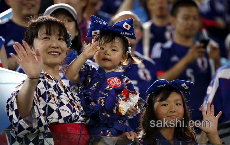Fans of FIFA 2014 - Sakshi5