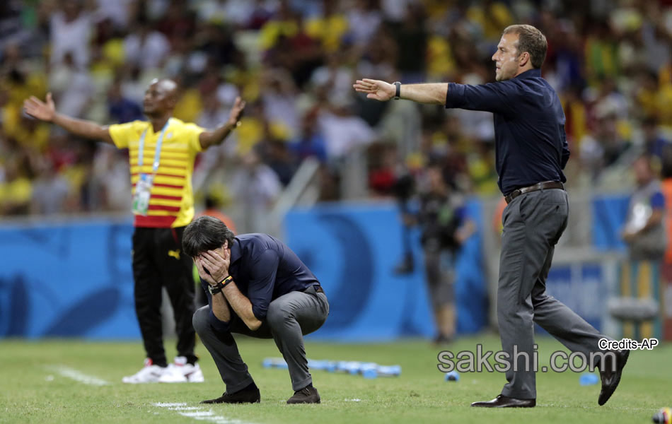 Klose record tying equalizer salvages Germany draw against Ghana - Sakshi12