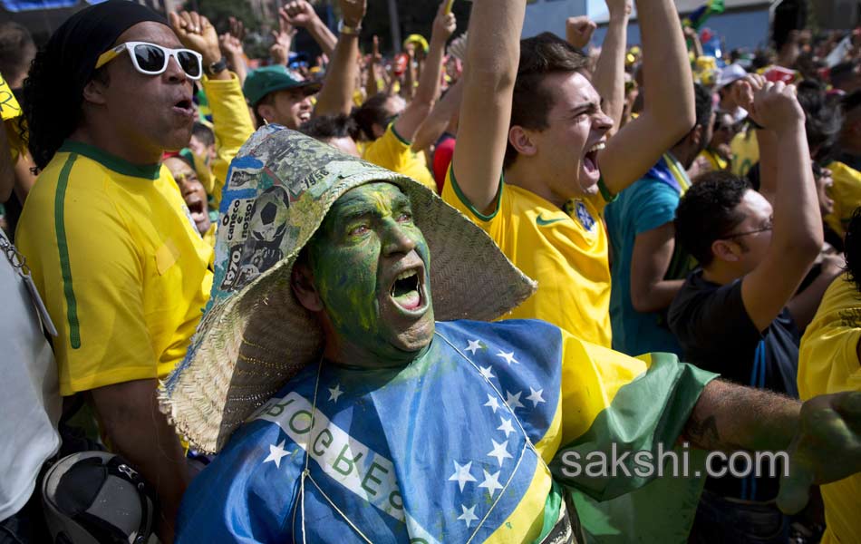 brazil victory over chile - Sakshi14