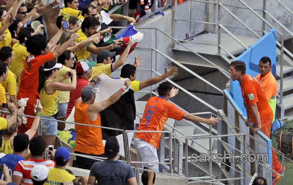 netherlands over mexico - Sakshi3
