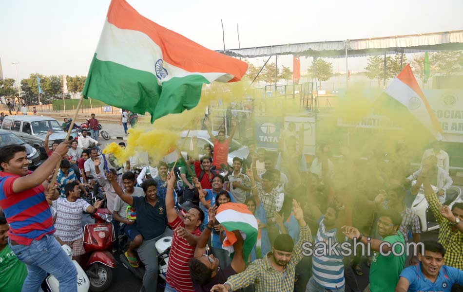 cricket celebrations in necklace road13