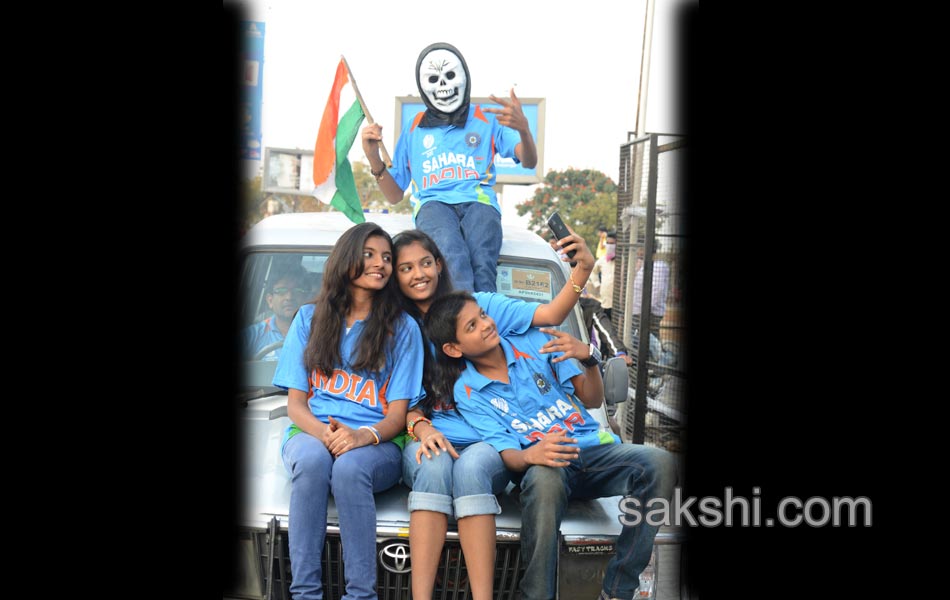 cricket celebrations in necklace road15