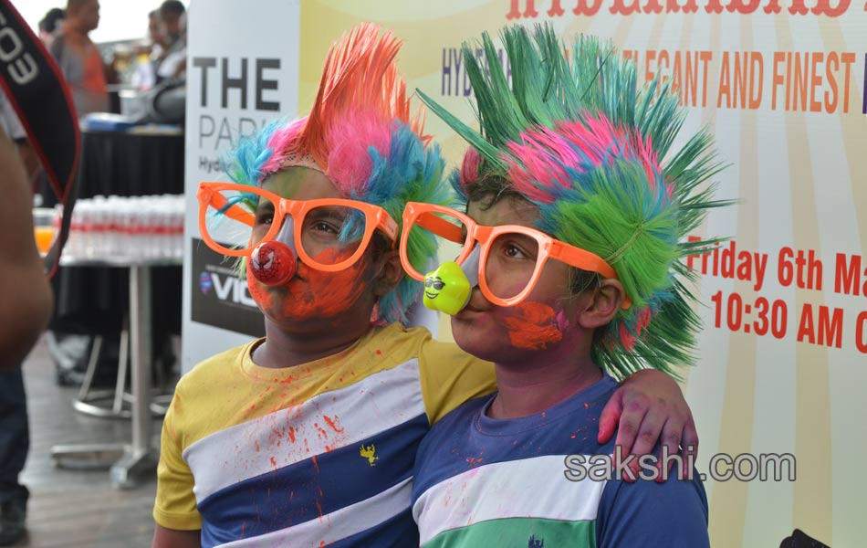 holi celebration in hyderabad25