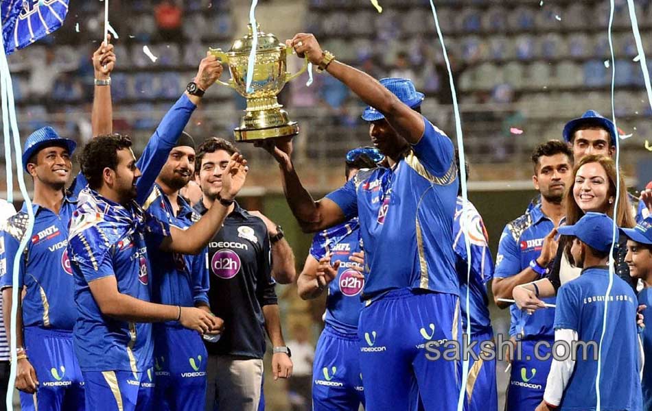 mumbai indians team celebrations11