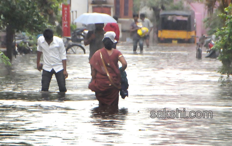 visakhapatnam rain photos13