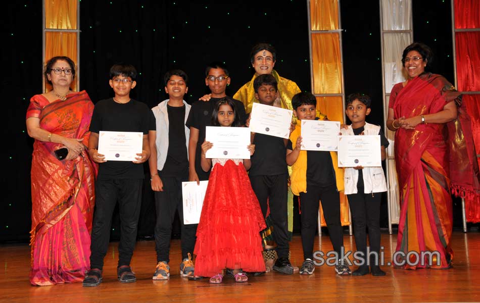 grand wave celebrations in dubai14