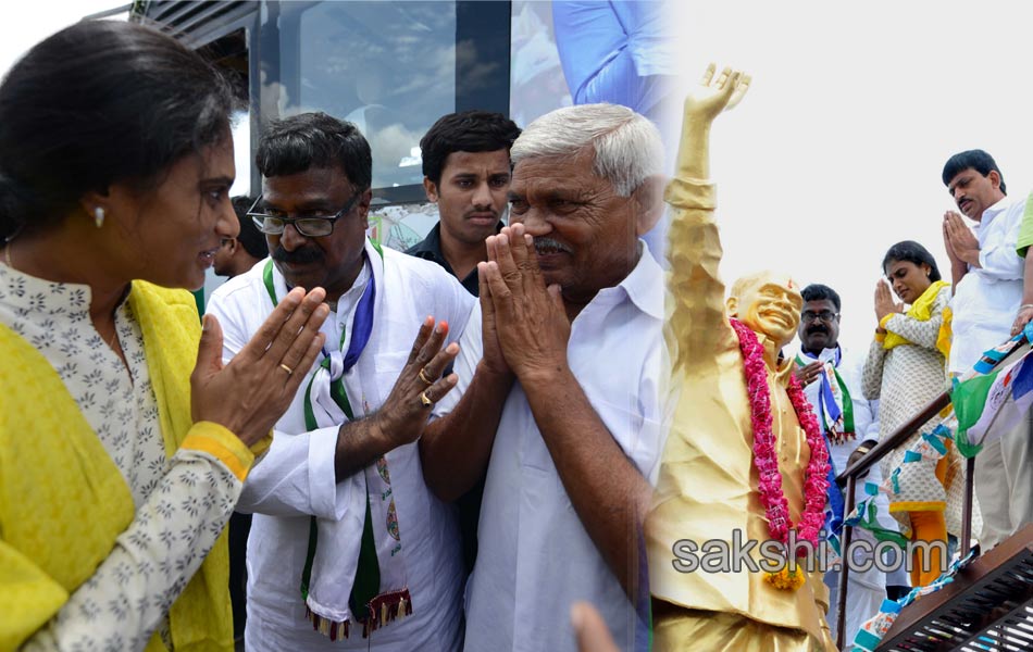 Y S Sharmila Paramarsha Yatra Day 318