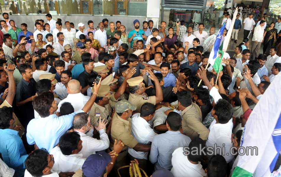 YS Jagan  tour in visakha district - Sakshi8