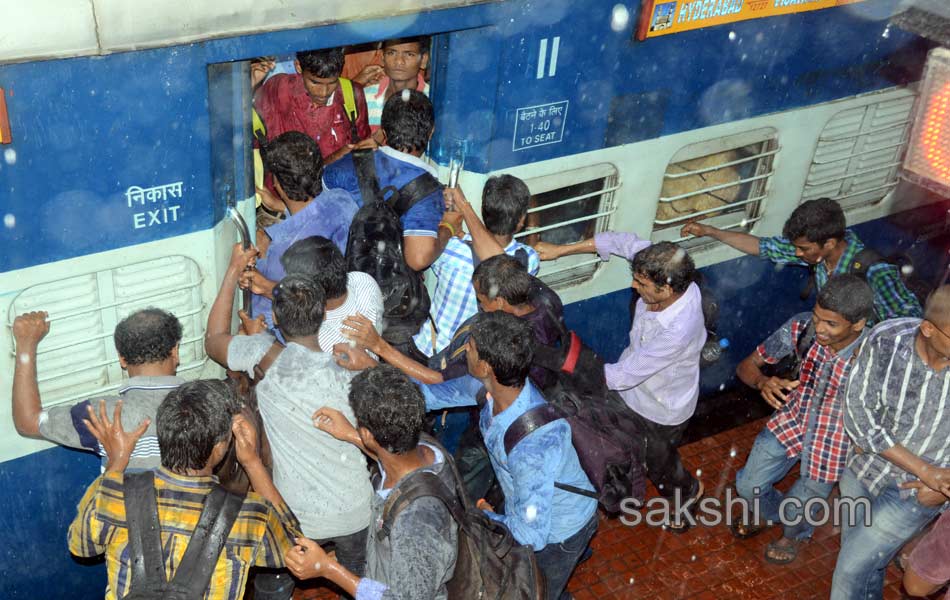 Rush People continues to Pushkarni10