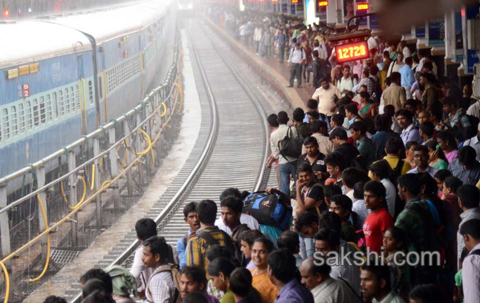 Rush People continues to Pushkarni11