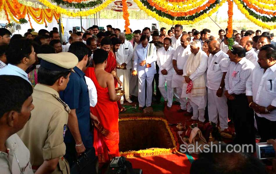 telangana CM KCR Kaleshwaram - Sakshi4