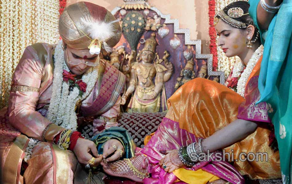 King Yaduveer Ties Knot with Rajasthan Royalty at Mysore Palace11