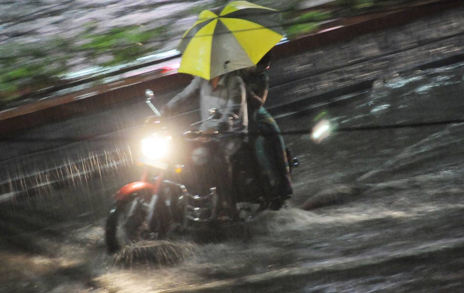 heay rain in tirupati1