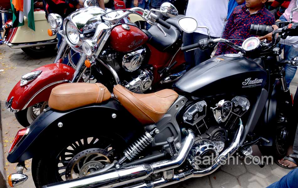 vintage show in lumbini park4