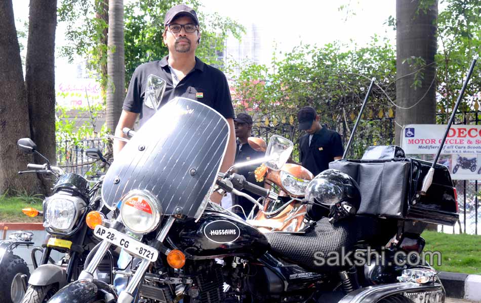 vintage show in lumbini park19
