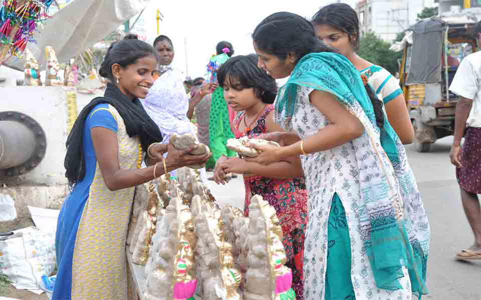 Vinayaka Chaviti festivity begins - Sakshi2