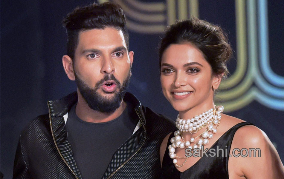 Yuvraj Singh walk unveil of his fashion label YWC in Mumbai - Sakshi1