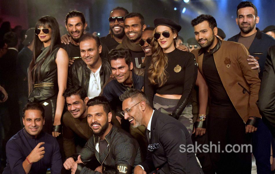 Yuvraj Singh walk unveil of his fashion label YWC in Mumbai - Sakshi4